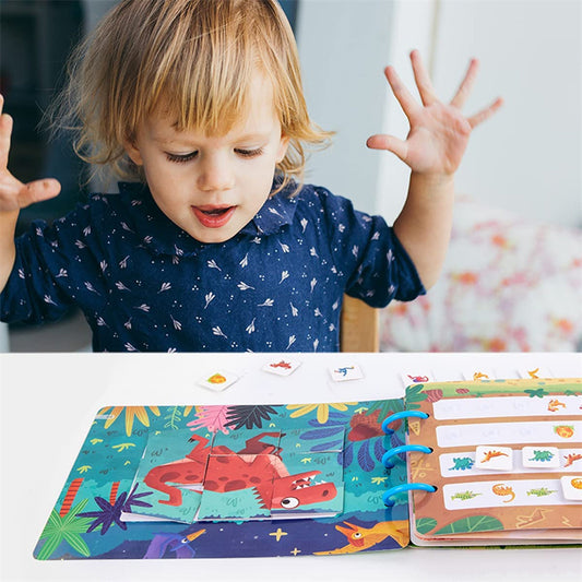 BusyBook - Montessori Durable Story Book