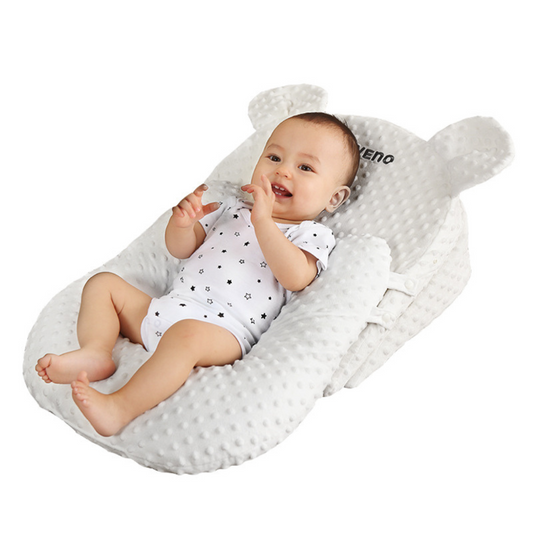 Baby pillow with adjustable height levels