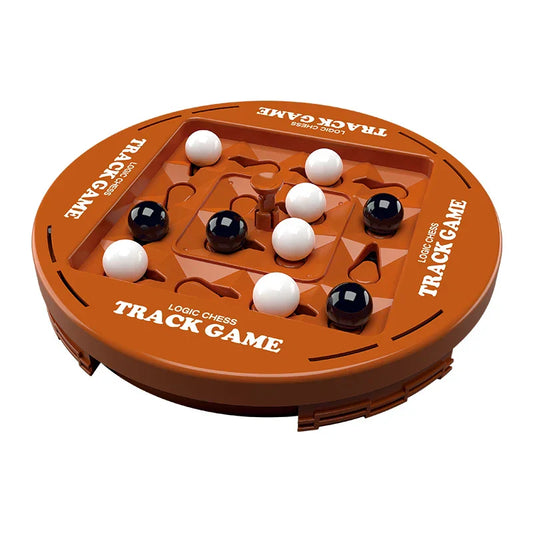 Rotating 4-in-a-Row Strategy Game